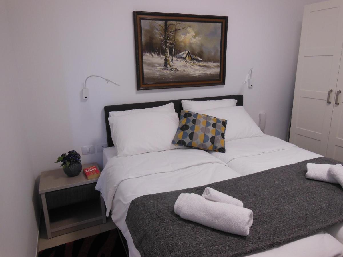 Naama New Boutique Apartment Yerusalem Bagian luar foto