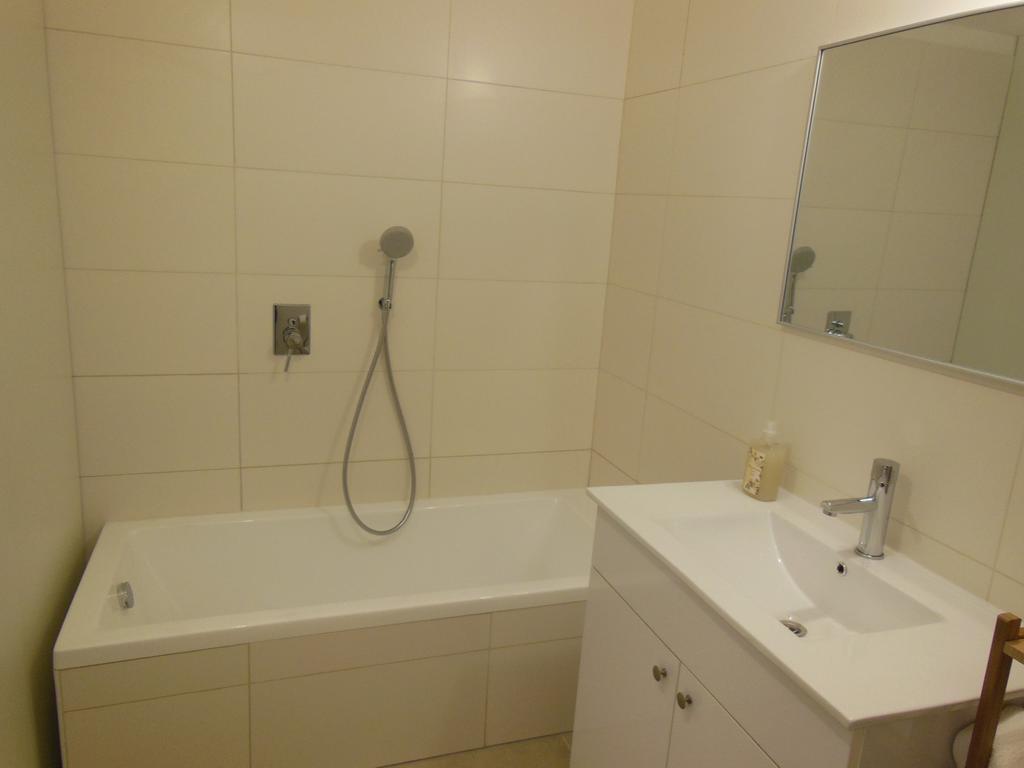 Naama New Boutique Apartment Yerusalem Bagian luar foto