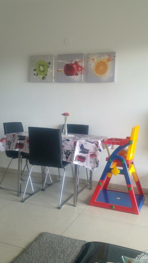 Naama New Boutique Apartment Yerusalem Bagian luar foto